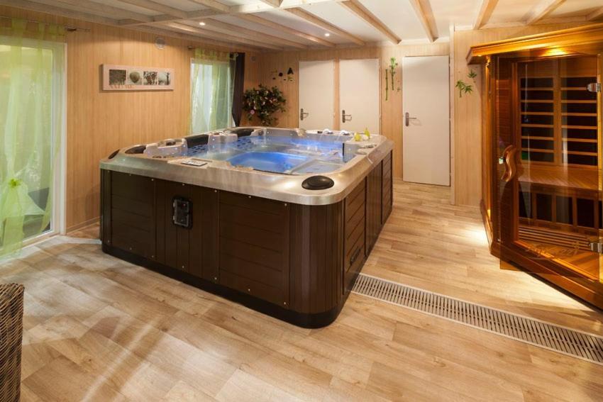Camping Le Beaulieu 퓔보로 외부 사진