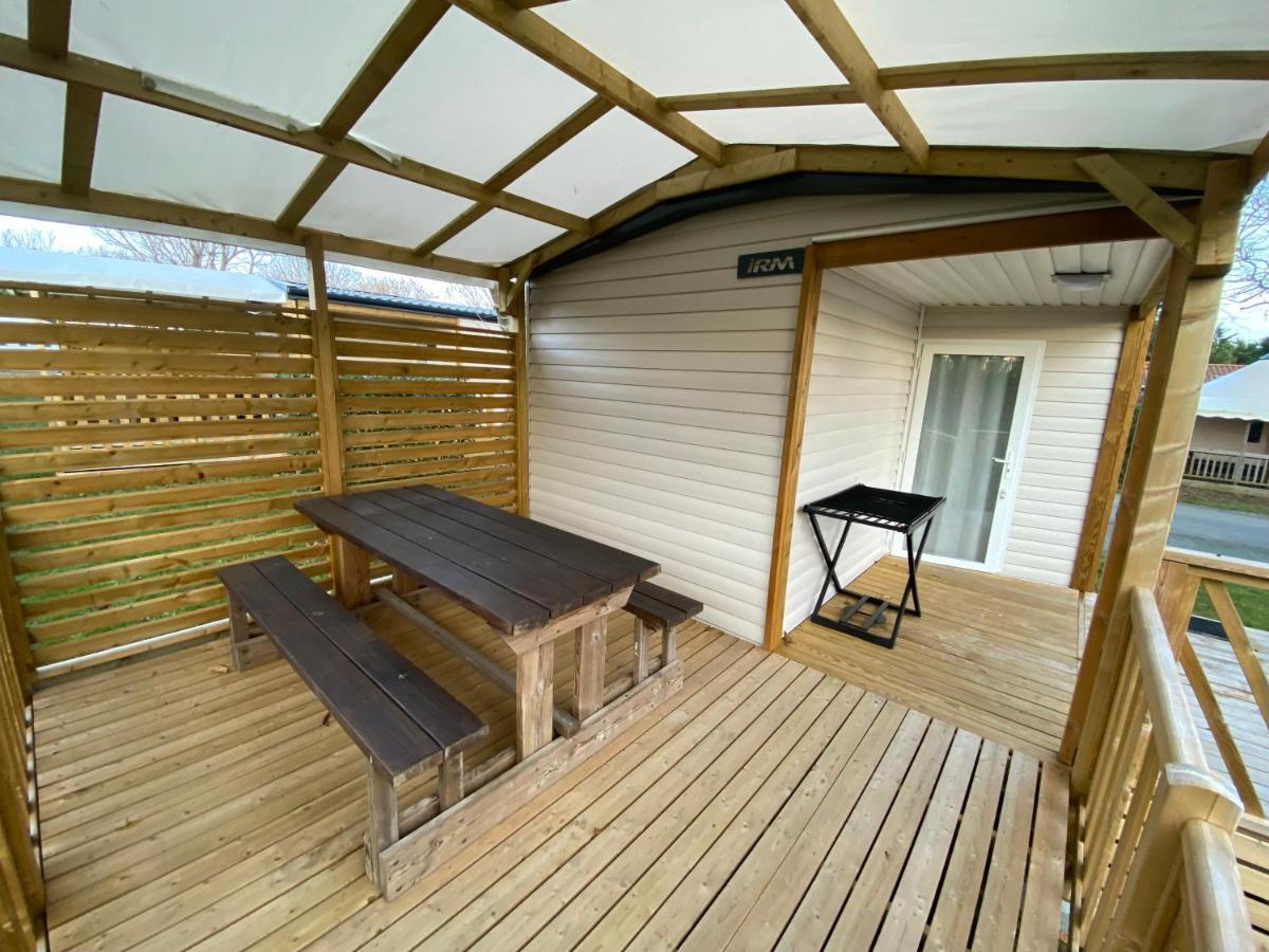 Camping Le Beaulieu 퓔보로 외부 사진