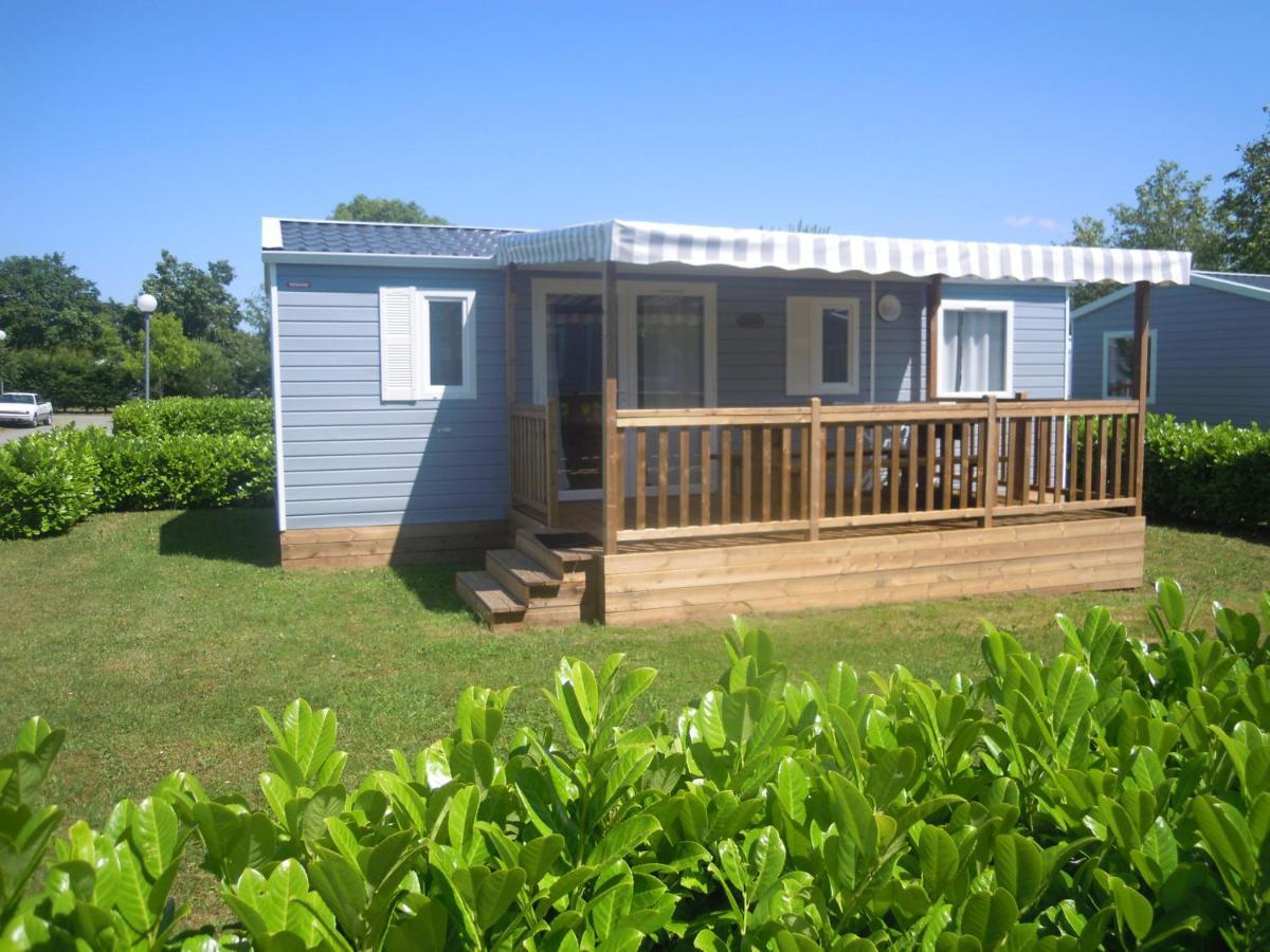 Camping Le Beaulieu 퓔보로 외부 사진
