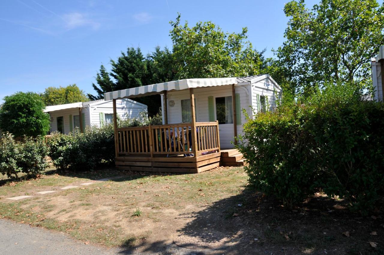Camping Le Beaulieu 퓔보로 외부 사진